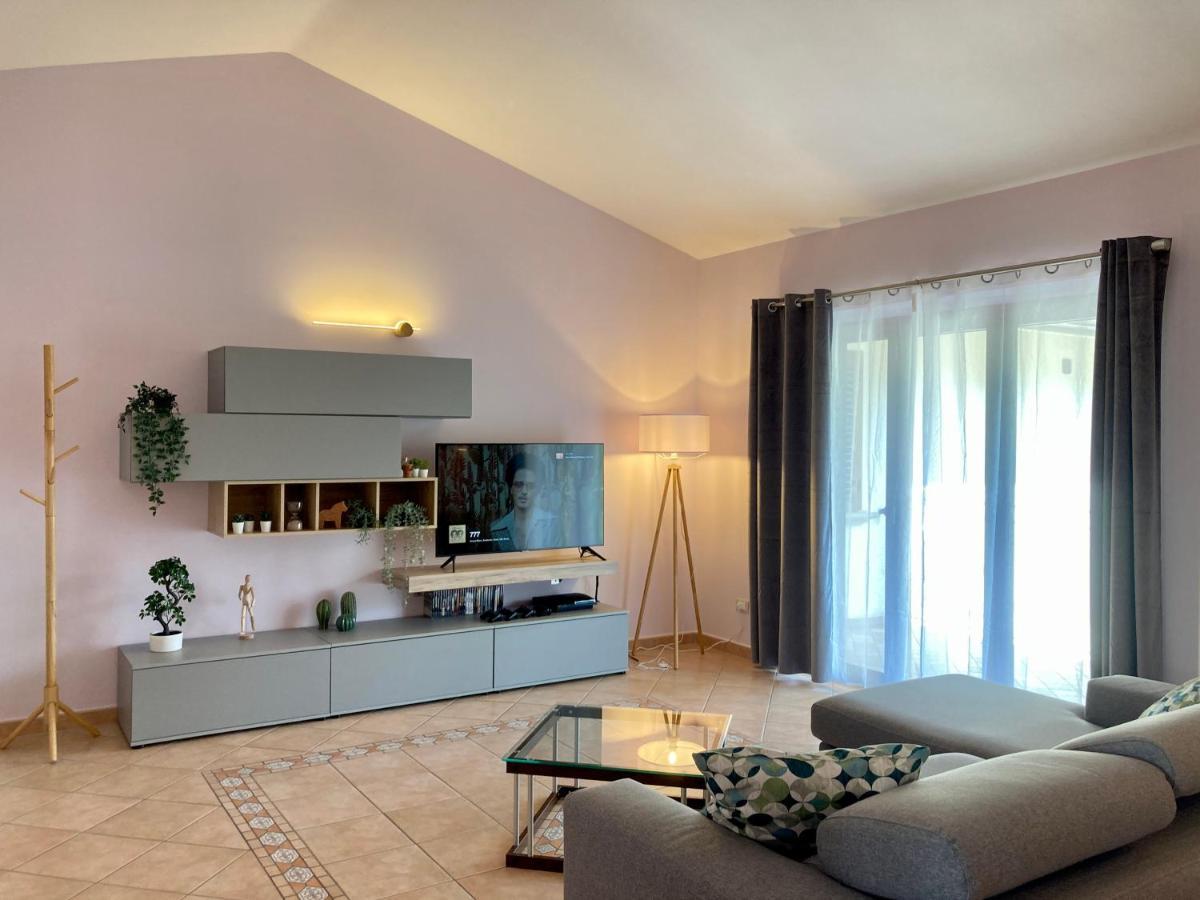 Love Nest Abruzzo Scoppito Exterior photo